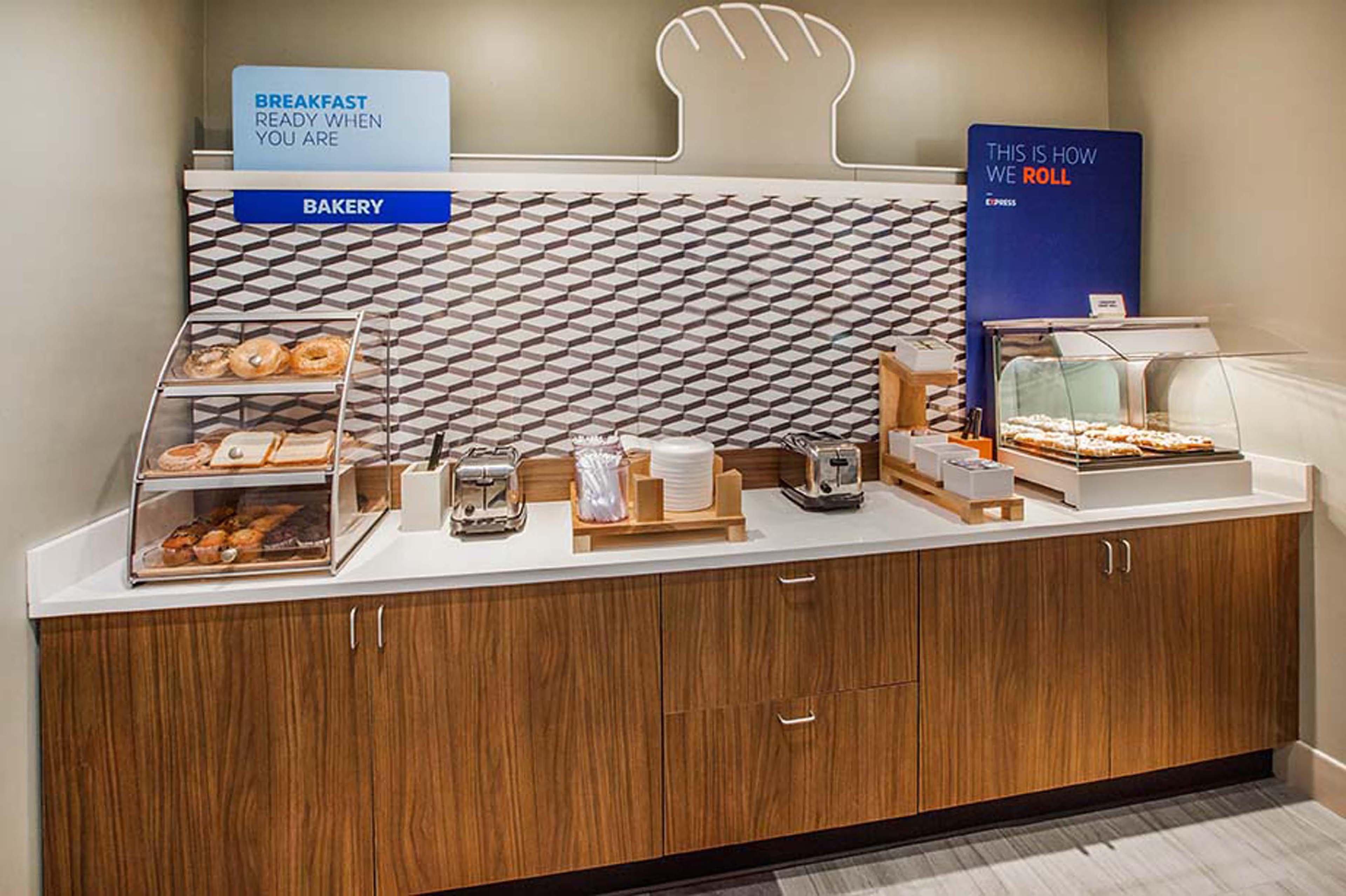 Holiday Inn Express South Portland By Ihg Экстерьер фото